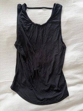 lululemon athletica Black Scoop Neck Tank Top